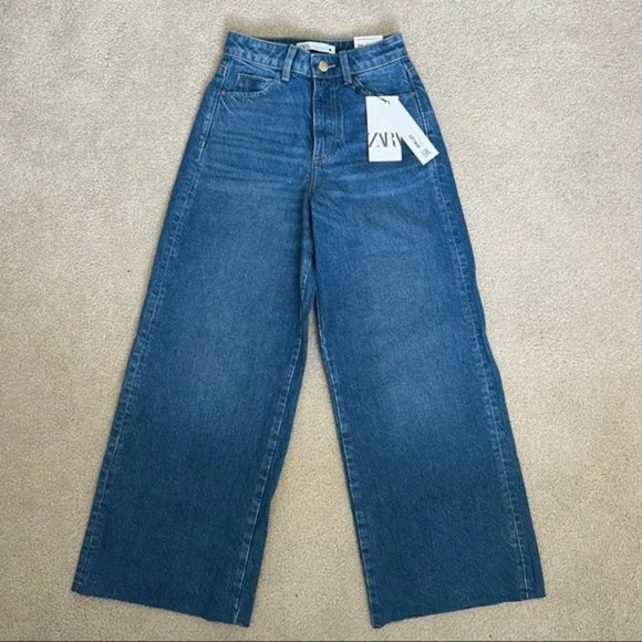 Zara | Culotte Jeans - Picture 1 of 3